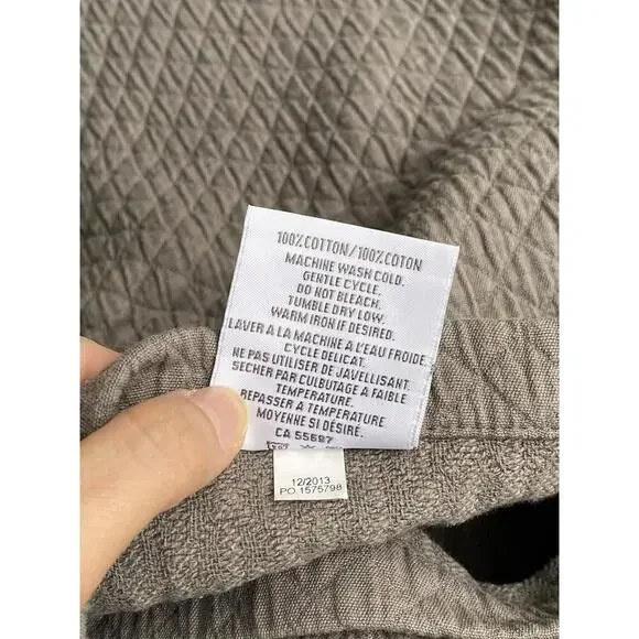 New Restoration Hardware Matelassé Diamond Standard Pillow Sham 20"x26" Grey - Picture 4 of 8